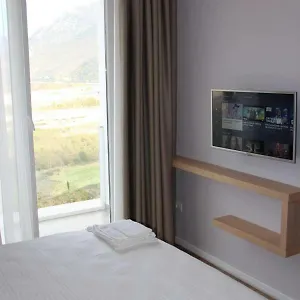 https://hotel-auto-grill-roberti.albaniahotels.org
