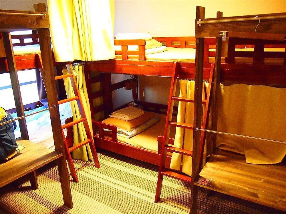 J-Hoppers Hiroshima Guesthouse