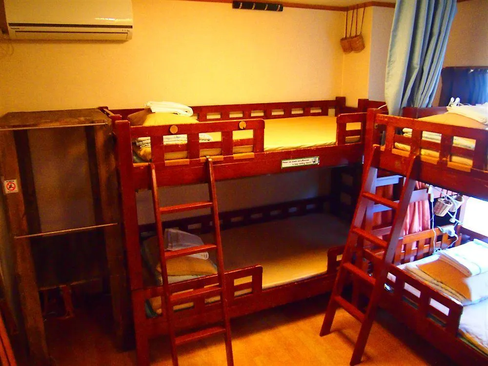 Penzion J-Hoppers Hiroshima Guesthouse